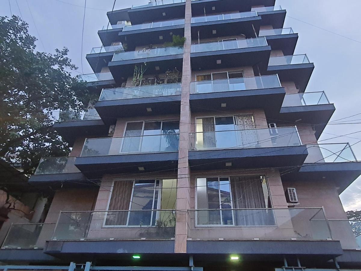 Osi Apartments Lilavati Bandra Мумбаи Экстерьер фото