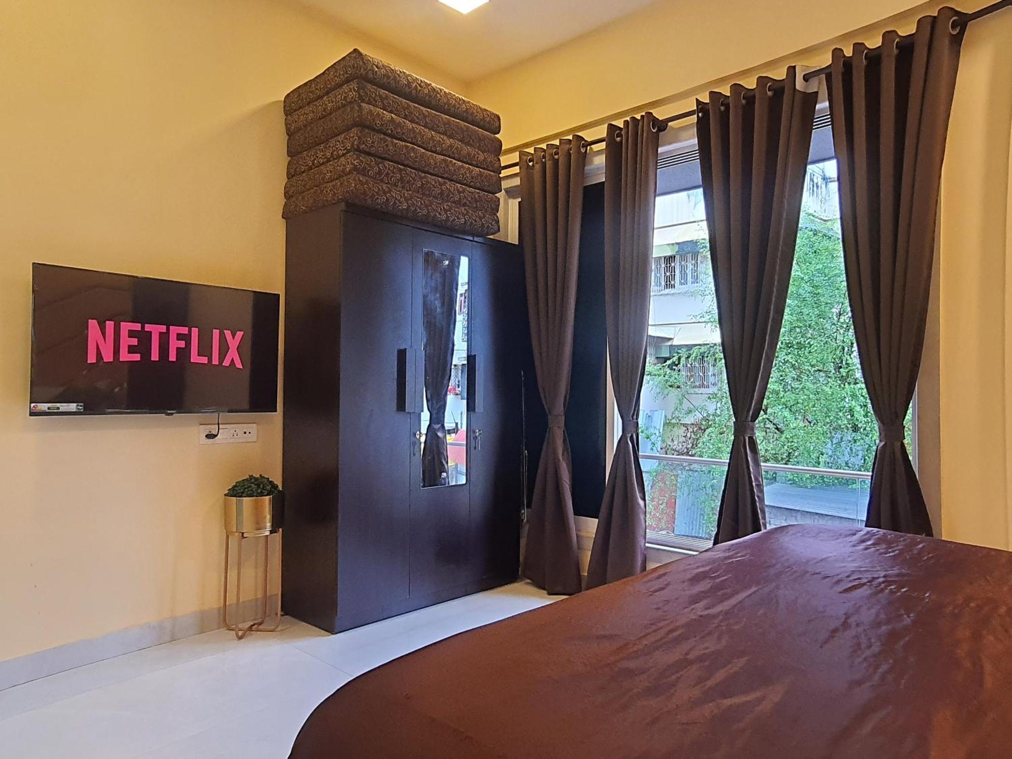 Osi Apartments Lilavati Bandra Мумбаи Номер фото